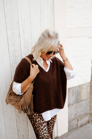 TESS V-KNIT BROWN