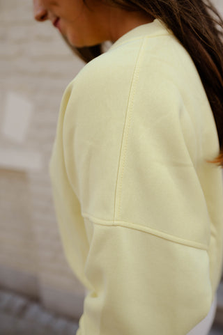 LUX SWEATER YELLOW