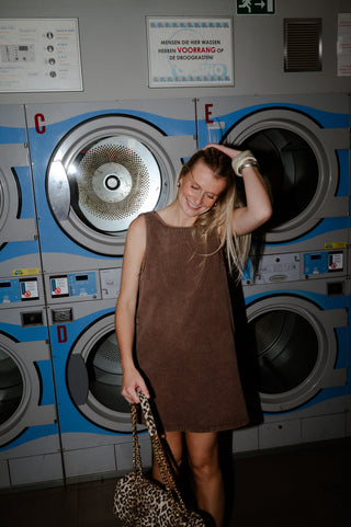 ELIZA JEANS DRESS BROWN