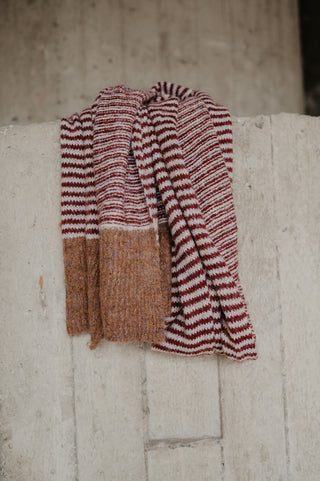 NINA SCARF STRIPES BURGUNDY