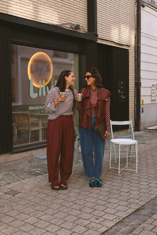 MILO SLEEVELESS LEATHER JACKET BURGUNDY