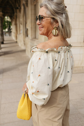 LILI OFF-SHOULDER BLOUSE