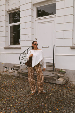 MIMI OFF SHOULDER T-SHIRT WHITE