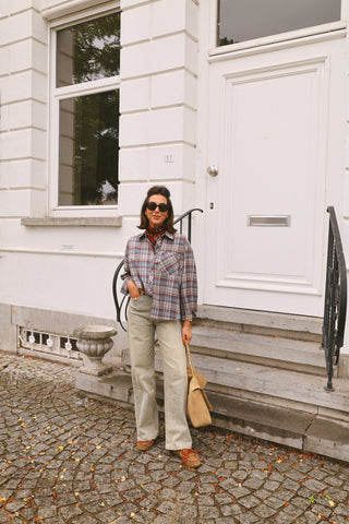 LUX DIRTY DENIM JEANS