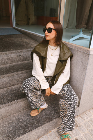 MILO SLEEVELESS LEATHER JACKET KHAKI
