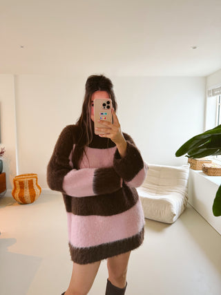 MAGGIE TURTLENECK DRESS BROWN/PINK