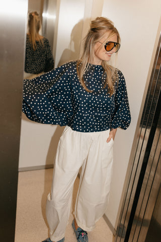 NONA CROPPED BLOUSE POLKADOT NAVY