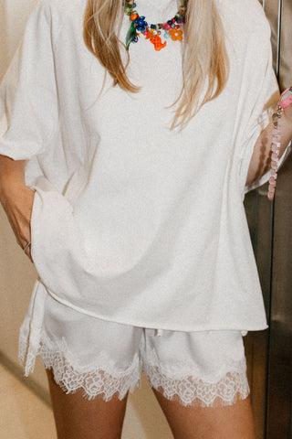 CORA LACE SHORT WHITE