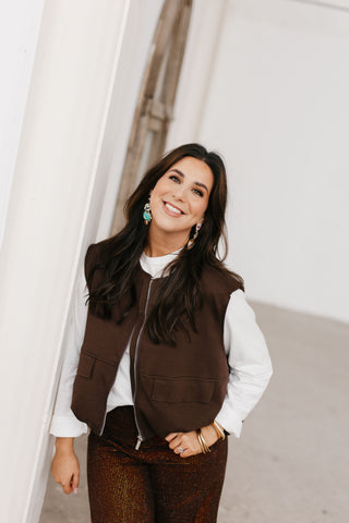 NIA SLEEVELESS JACKET BROWN