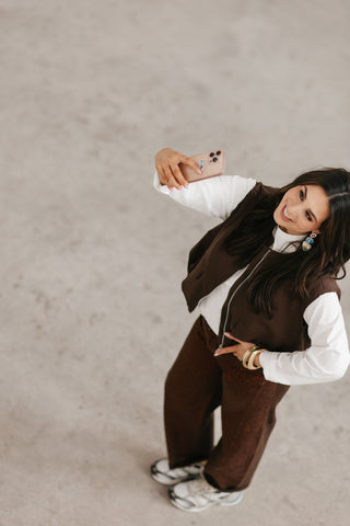 NIA SLEEVELESS JACKET BROWN