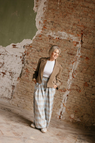 SAM CROPPED BLAZER BROWN
