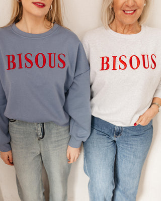 BISOUS SWEATER BLUE/RED