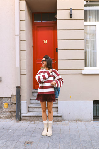 CORA LACE SHORT BURGUNDY